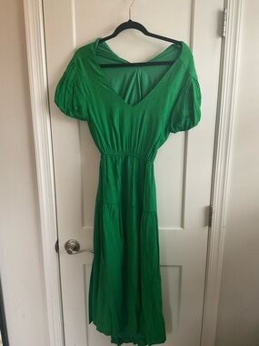 Sadie & Sage Emerald Green V-Neck Puff Sleeve Maxi Dress, Sz S